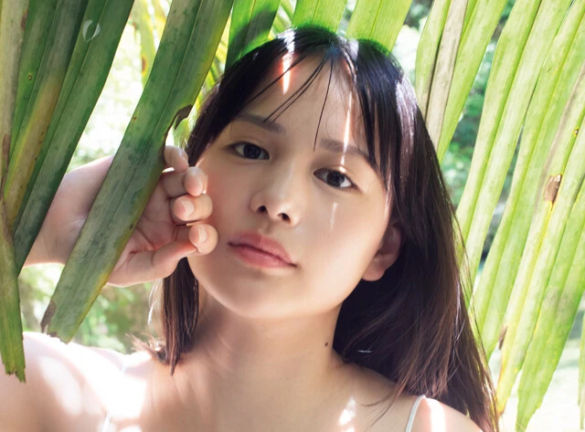 大抜擢の初グラビア&初表紙が話題。注目の新人俳優・新堂円子(わこ)「自分を大事にできないと応援してくれてる方にも失礼だなって」